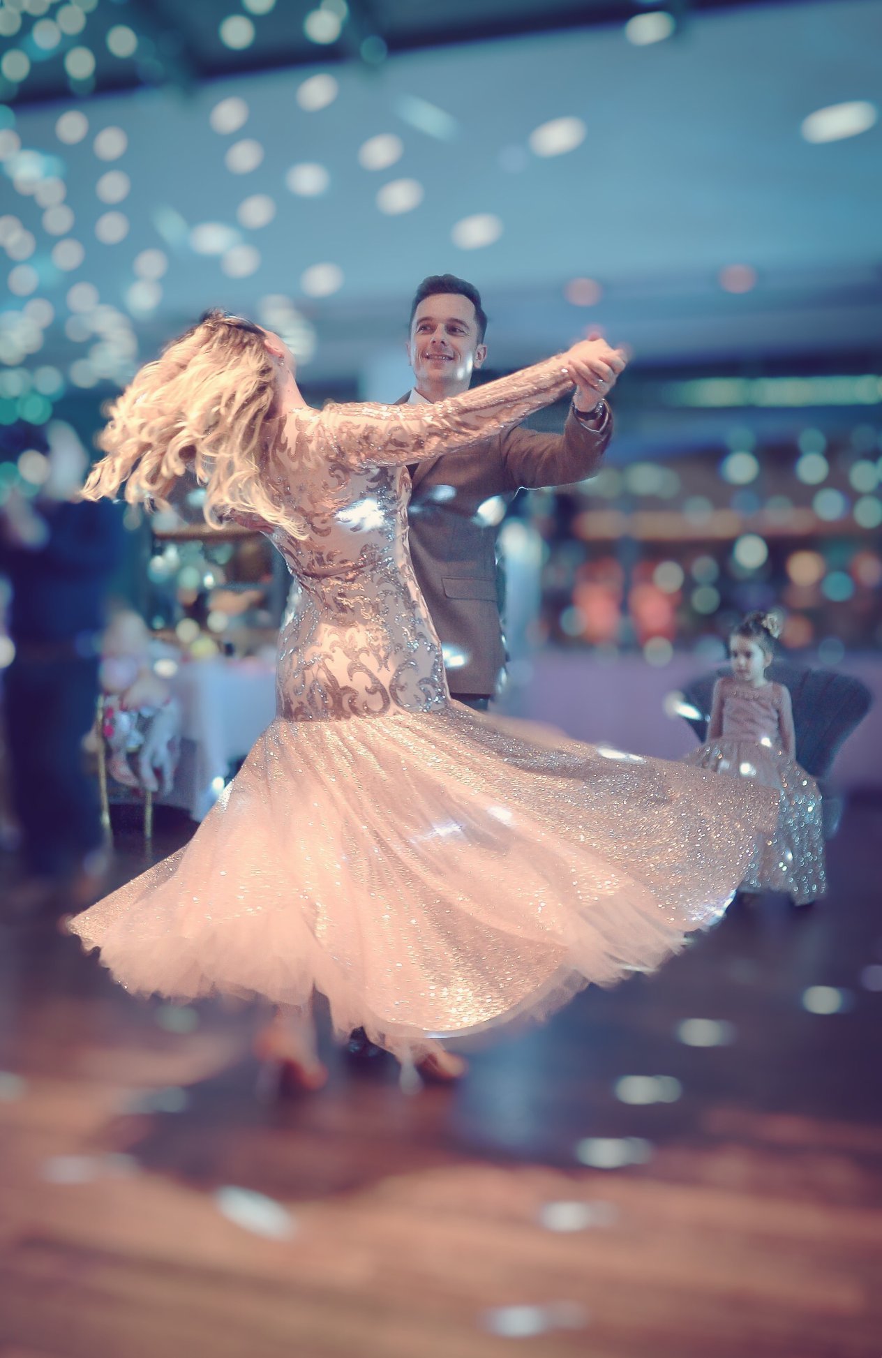 Forever Dance in imagini